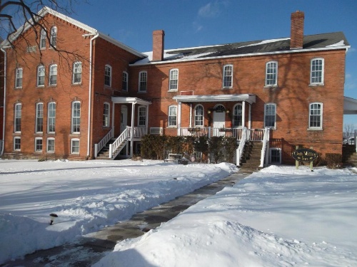 Oak Valley Inn and Suites image 12